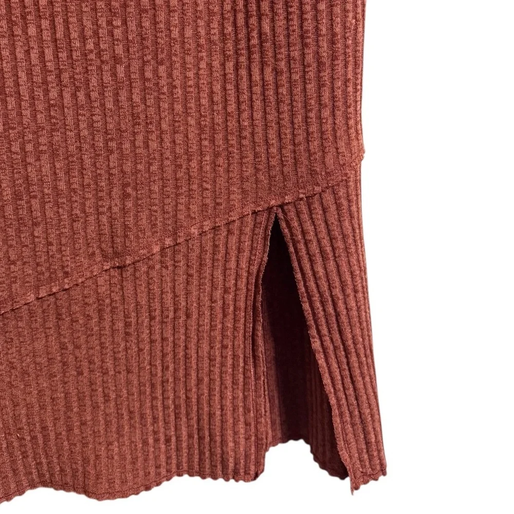 ASTR The Label Rust Ribbed Sleeveless Turtleneck Top Small - Picture 8 of 9